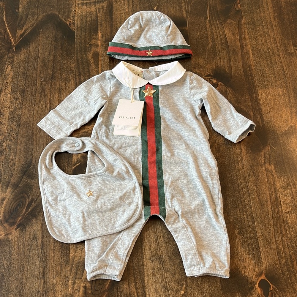 NWT BRAND NEW GUCCI BABY SET